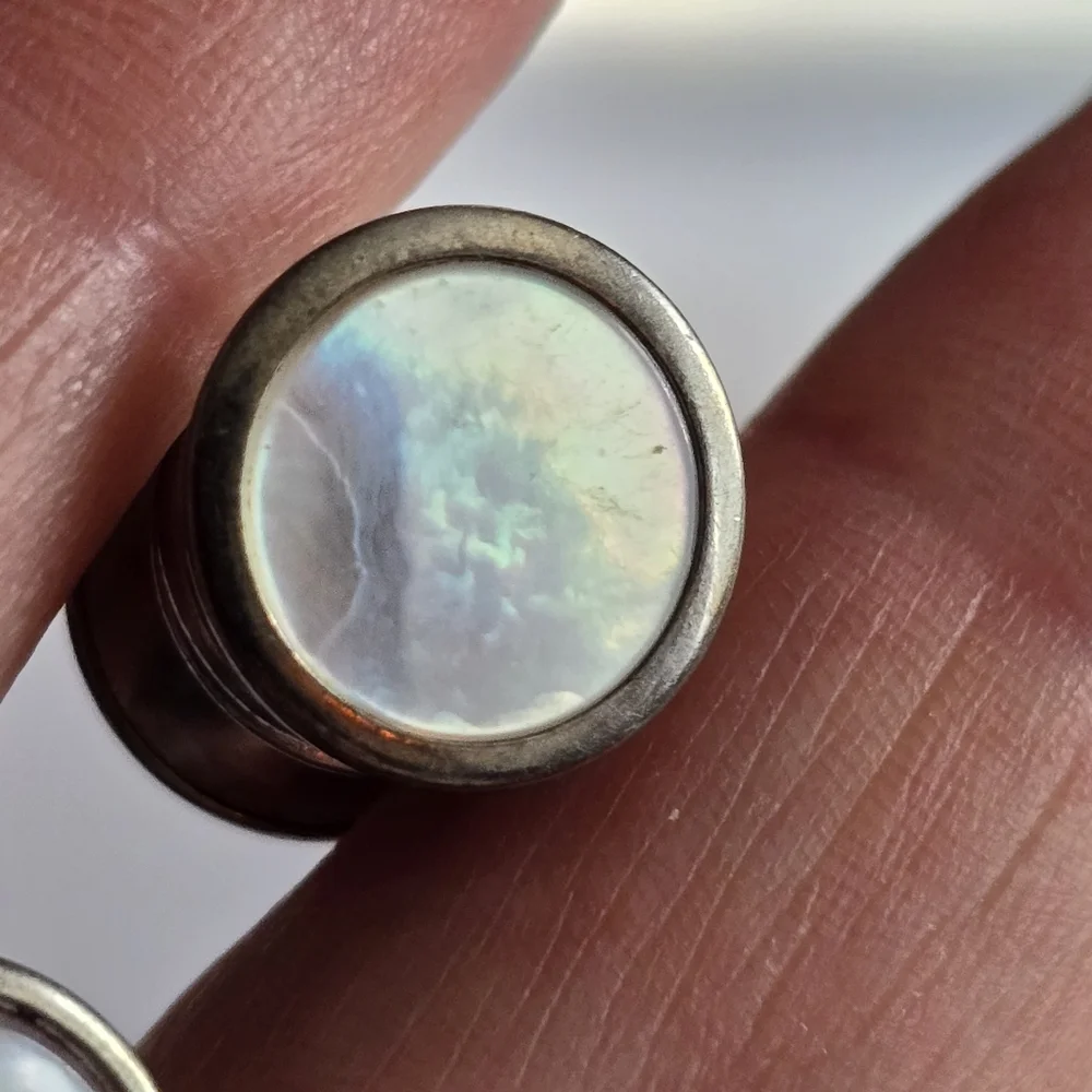 Vintage cuff links silver tone white mother of pearl shell inlay Silver snap